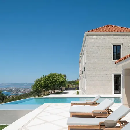 Luxury Petra Split With A Stunning View * Ποντστράνα